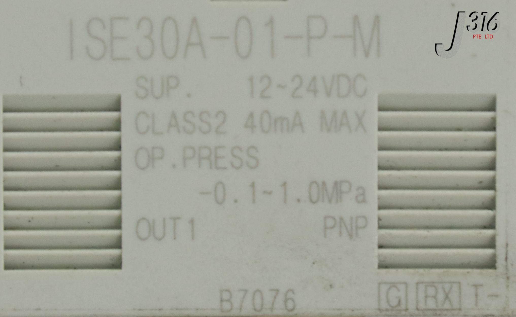 25361 SMC FILTER REGULATOR 0.05-0.7MPA W/ ISE30A-01-P-M AW40-04